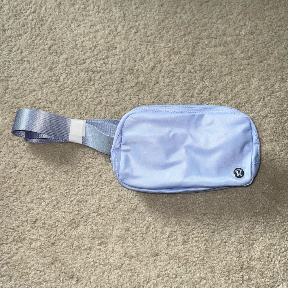 Lululemon Everywhere Belt Bag Pastel Blue